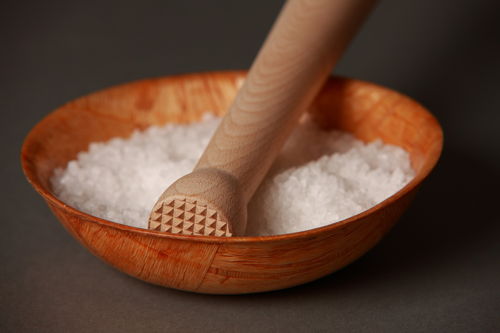 【宝宝多大可以吃盐和糖有什么危害肾脏负担吗】 【宝宝多大可以吃盐和糖有什么危害肾脏负担吗】